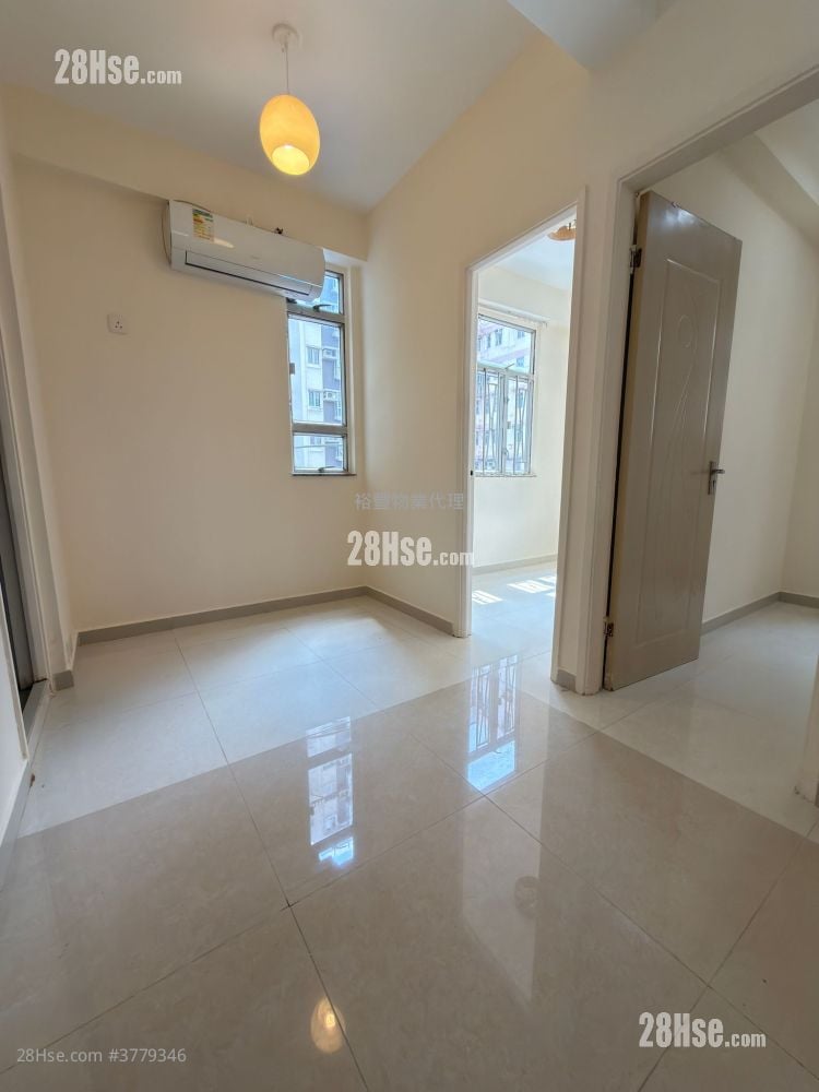 嘉宝大厦 售盘 240 平方尺