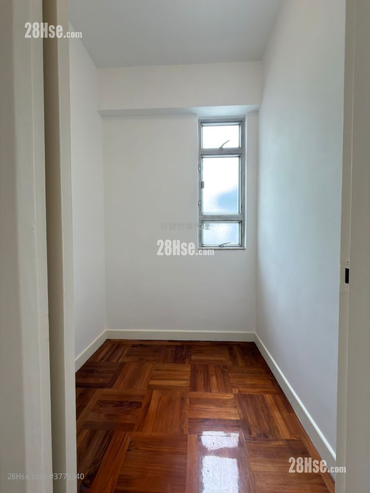 嘉宝大厦 售盘 2 房 266 平方尺