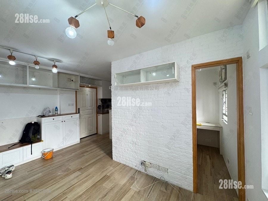 青华苑 售盘 2 房 , 1 浴室 401 平方尺