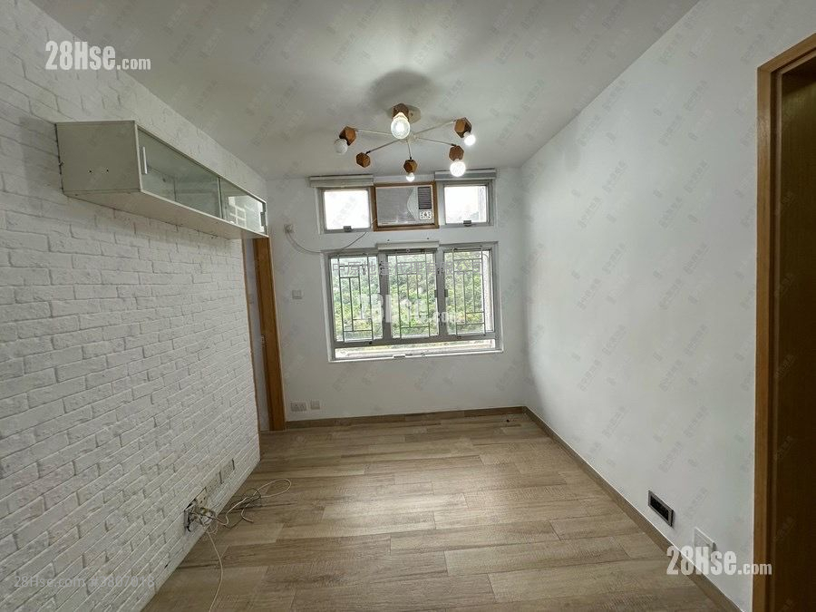 青华苑 售盘 2 房 , 1 浴室 401 平方尺