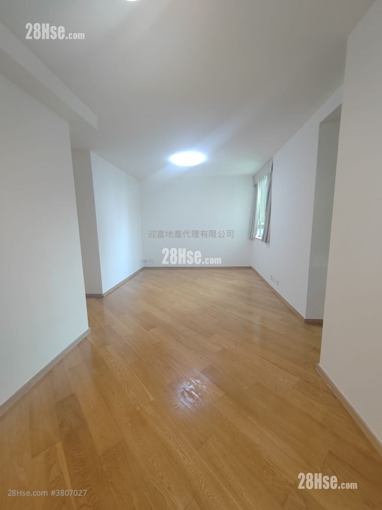 海滨南岸 售盘 3 房 , 2 浴室 593 平方尺