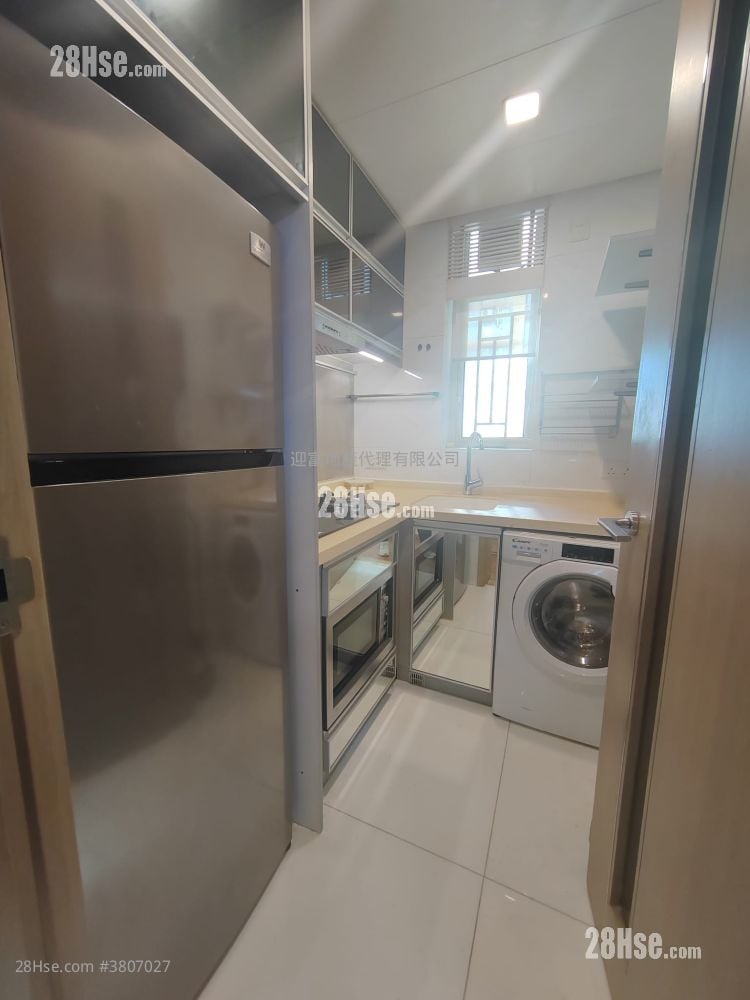 海滨南岸 售盘 3 房 , 2 浴室 593 平方尺