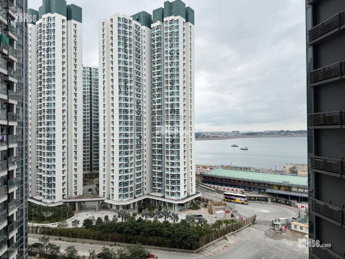 Century Link Sell 2 Bedrooms , 1 Bathroom 484 ft²