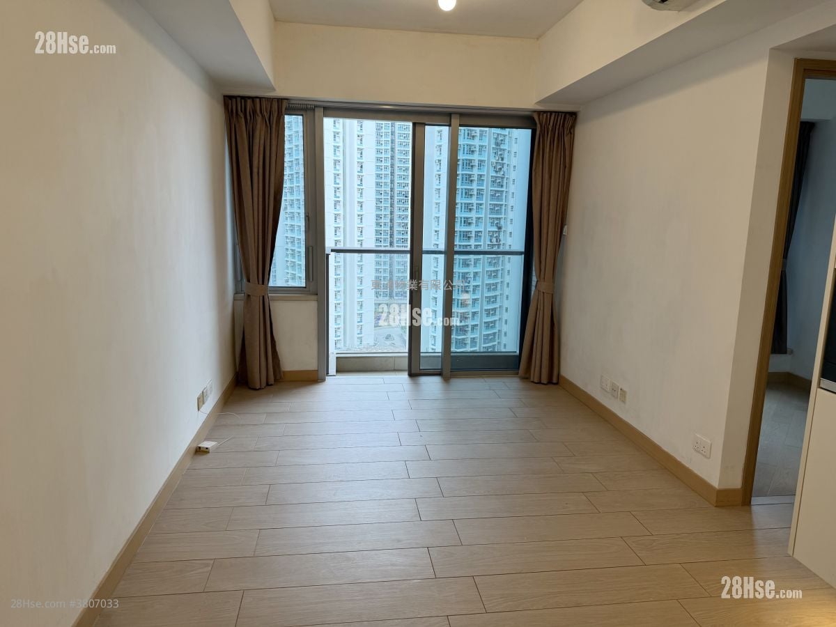 Century Link Sell 2 Bedrooms , 1 Bathroom 484 ft²