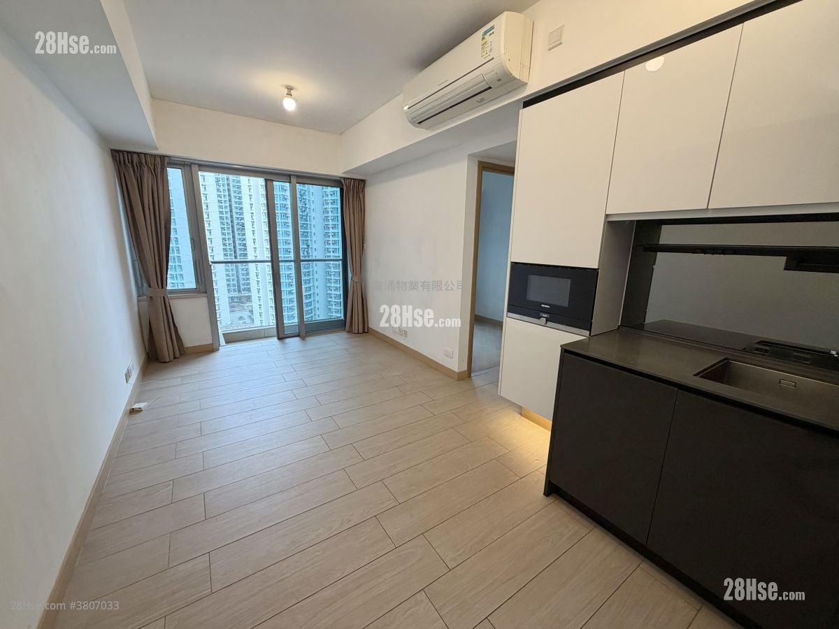 Century Link Sell 2 Bedrooms , 1 Bathroom 484 ft²