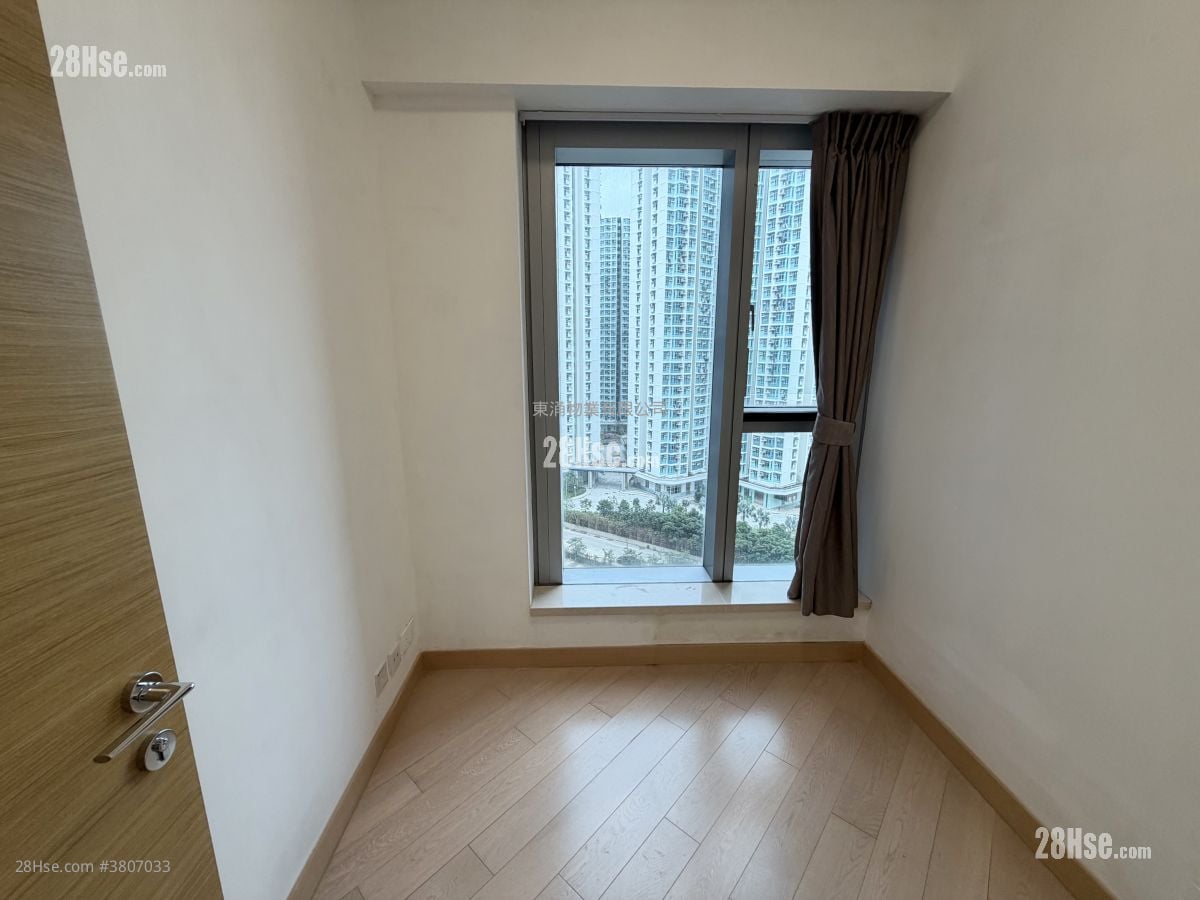 Century Link Sell 2 Bedrooms , 1 Bathroom 484 ft²