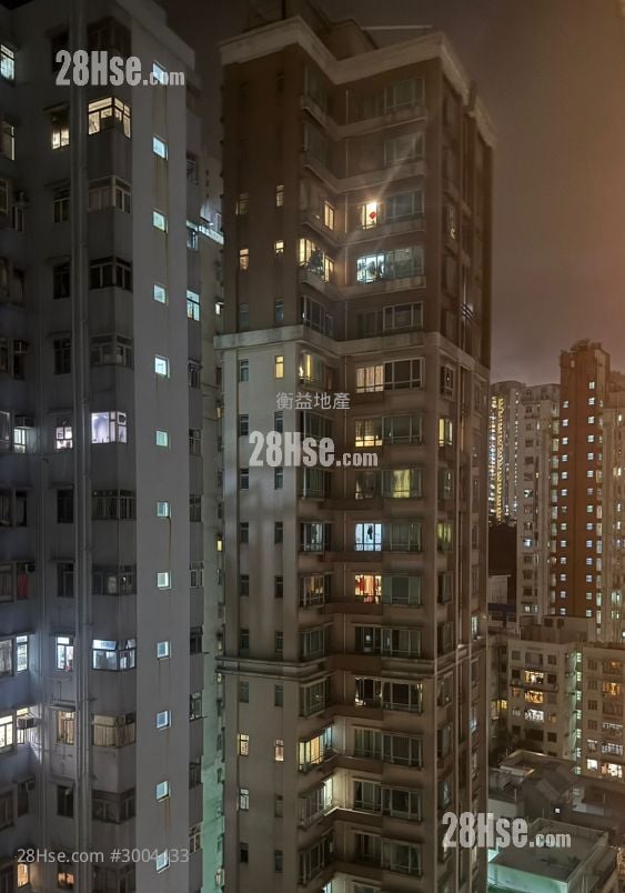 Grand Garden Sell 2 Bedrooms , 1 Bathroom 473 ft²