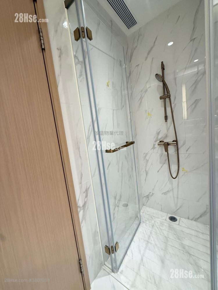 Double Coast 租盘 1 房 , 1 浴室 319 平方尺