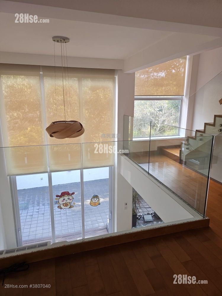 Village Rental 4 Bedrooms , 3 Bathrooms 1,900 ft²