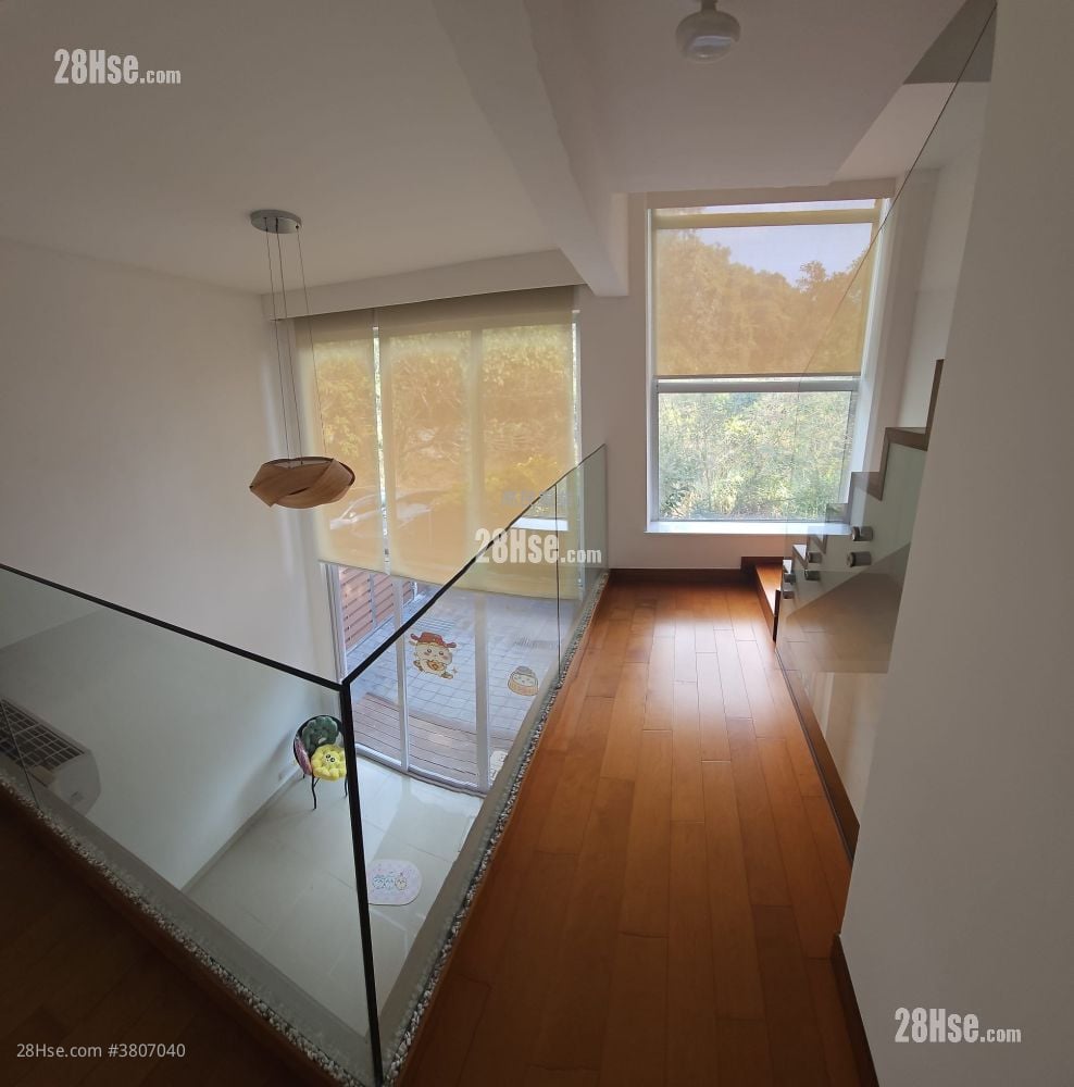 Village Rental 4 Bedrooms , 3 Bathrooms 1,900 ft²