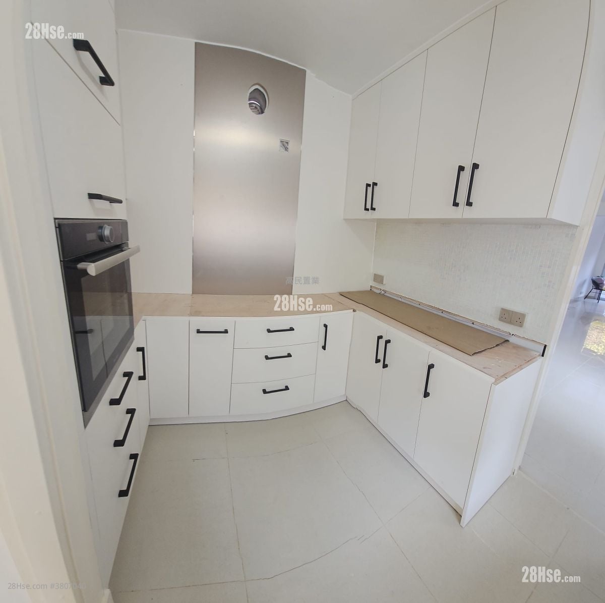 Village Rental 4 Bedrooms , 3 Bathrooms 1,900 ft²