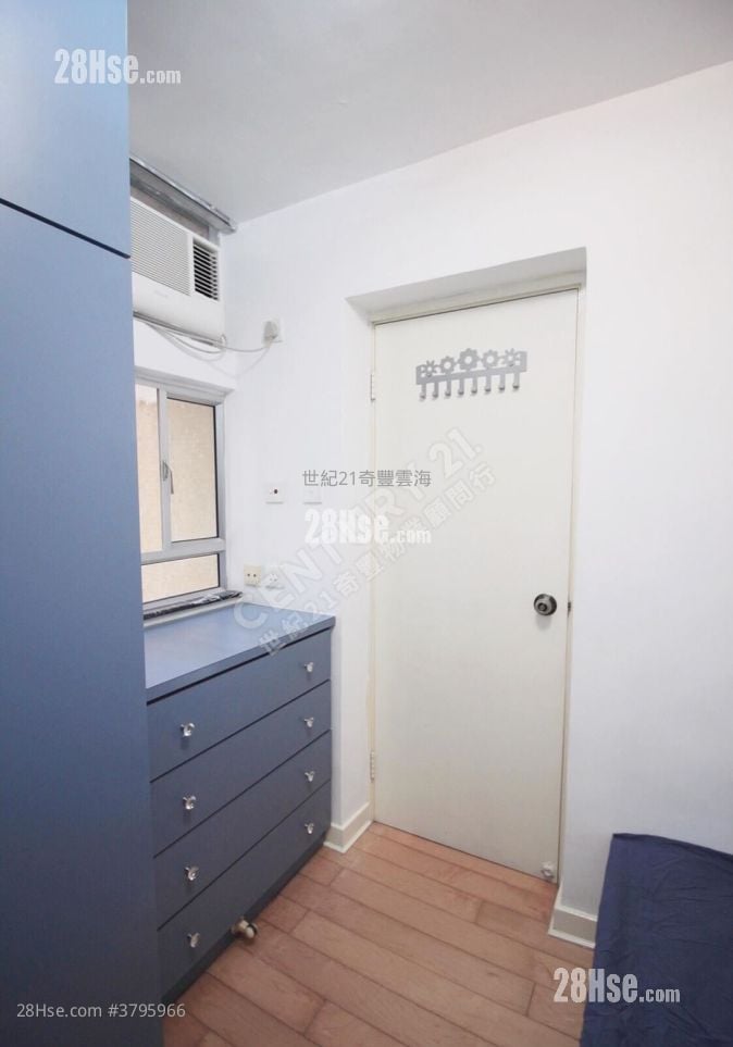 Kam Ying Court Rental 2 Bedrooms , 1 Bathroom 401 ft²