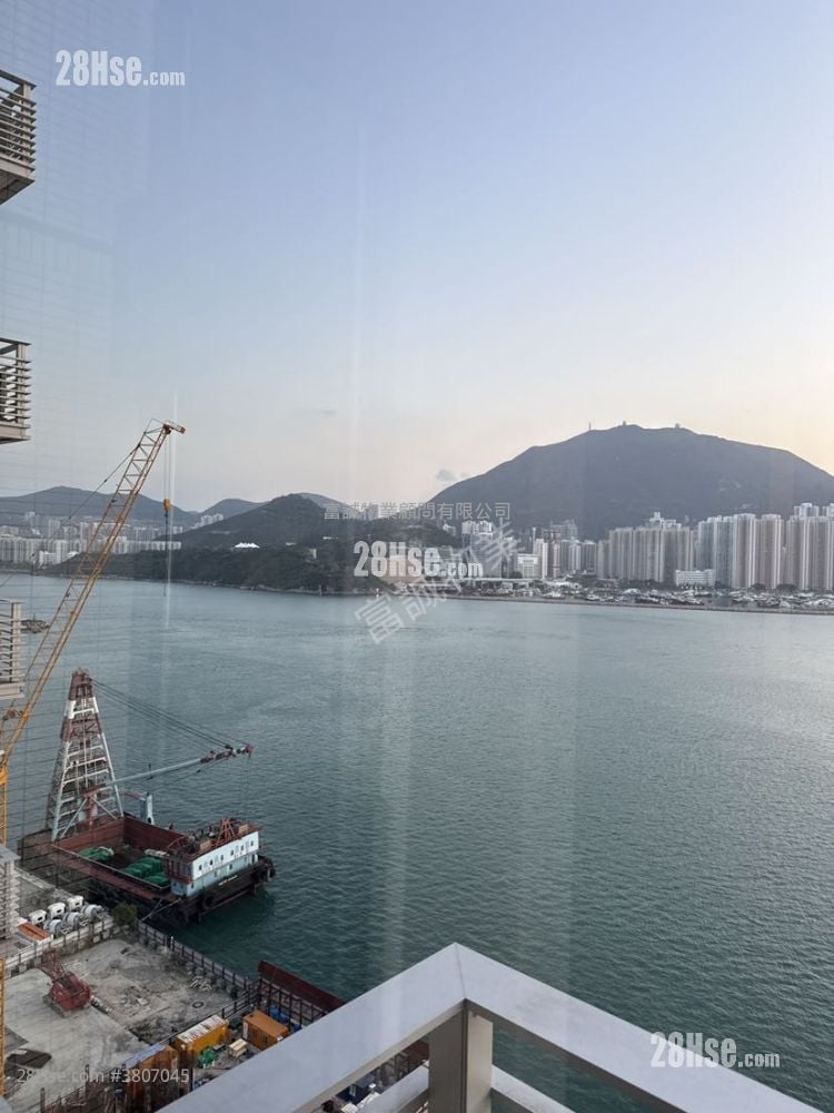 The Coast Line Sell 2 Bedrooms , 1 Bathroom 464 ft²