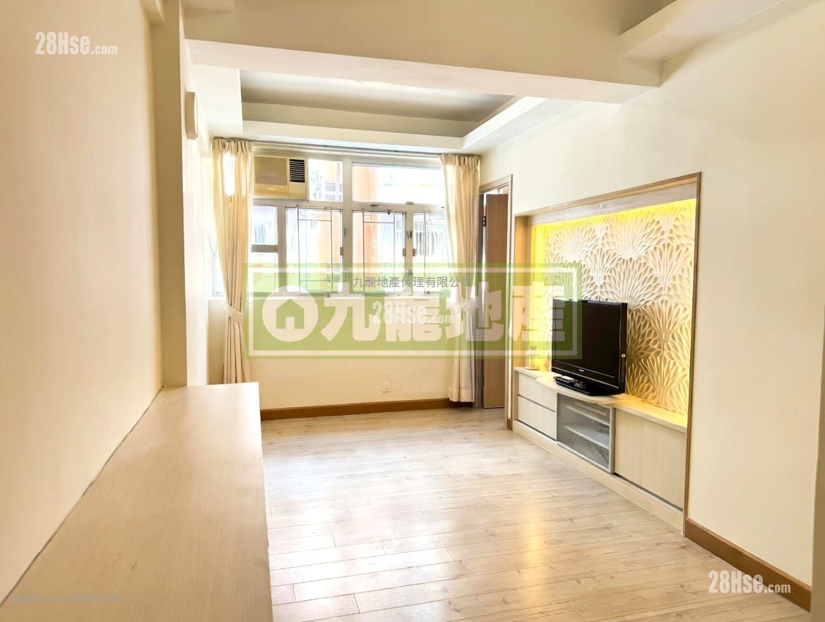 Sun Wing Building Sell 2 Bedrooms , 1 Bathroom 361 ft²