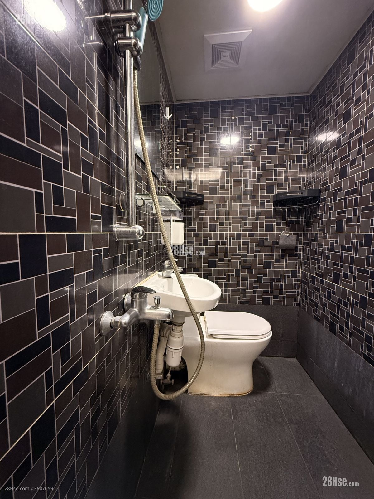 新基大楼 租盘 1 房 , 1 浴室