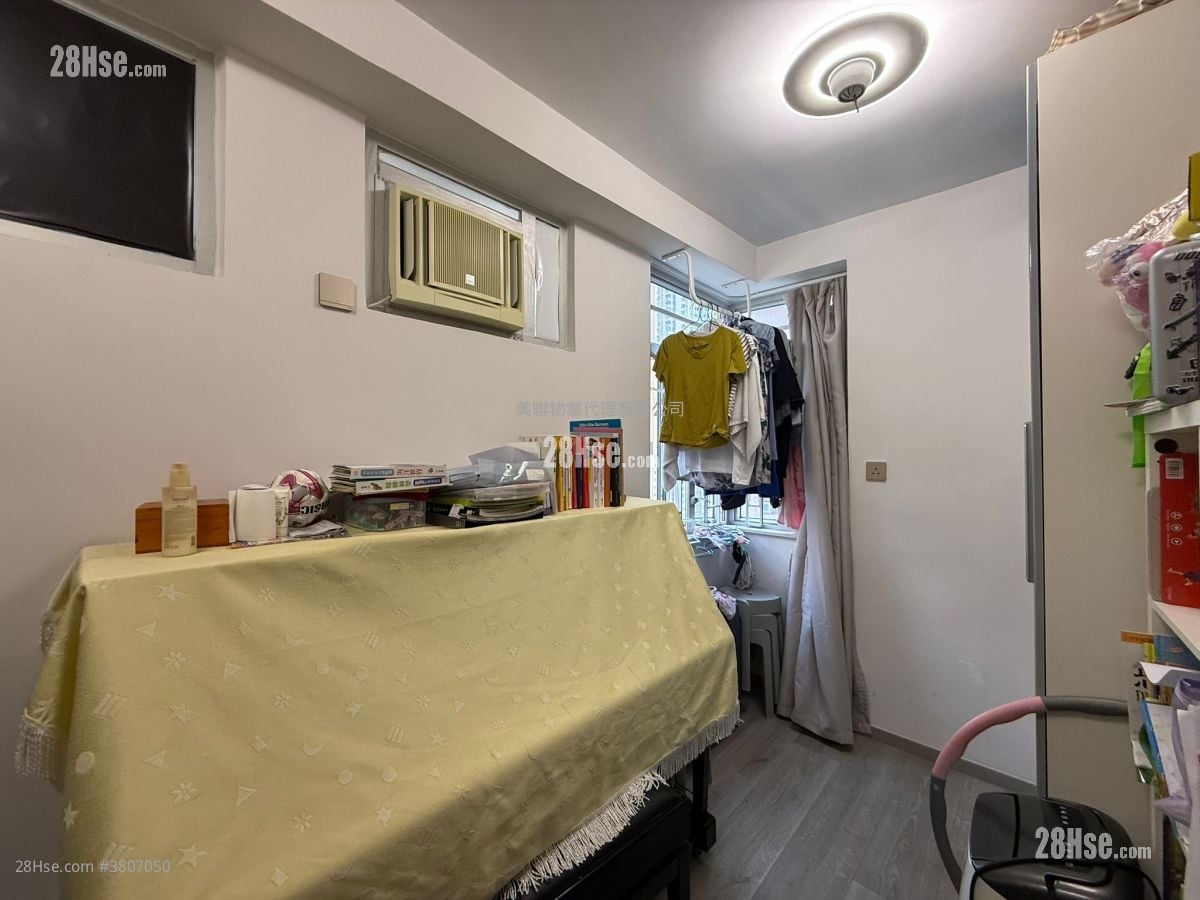 Grandway Garden Sell 3 Bedrooms 583 ft²