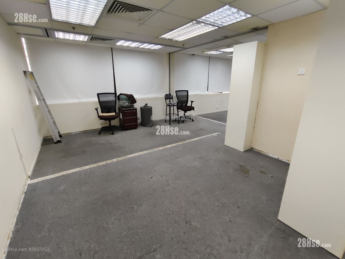 Summit Insurance Building Rental Studio , 2 Toilets