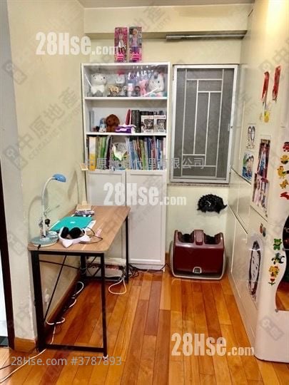 Greenfield Garden Sell 2 Bedrooms , 1 Bathroom 458 ft²