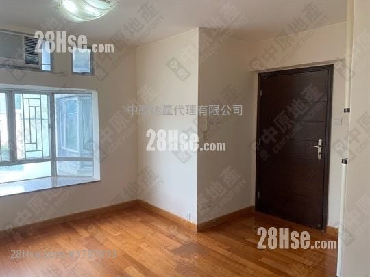 Greenfield Garden Sell 2 Bedrooms , 1 Bathroom 458 ft²