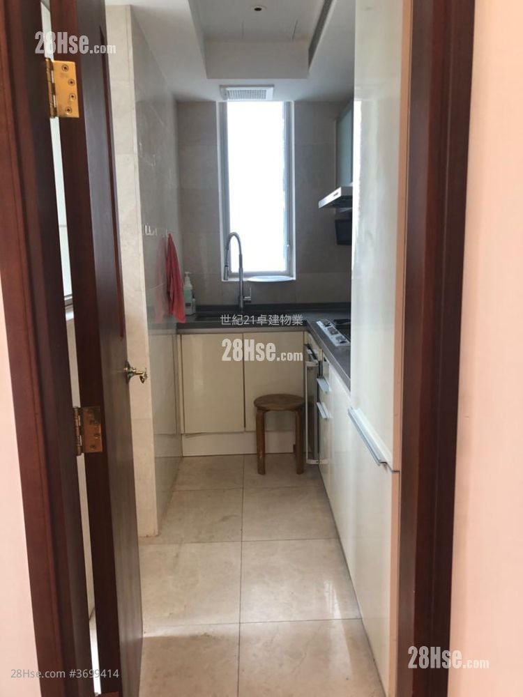 The Coronation Rental 2 Bedrooms , 2 Bathrooms 660 ft²