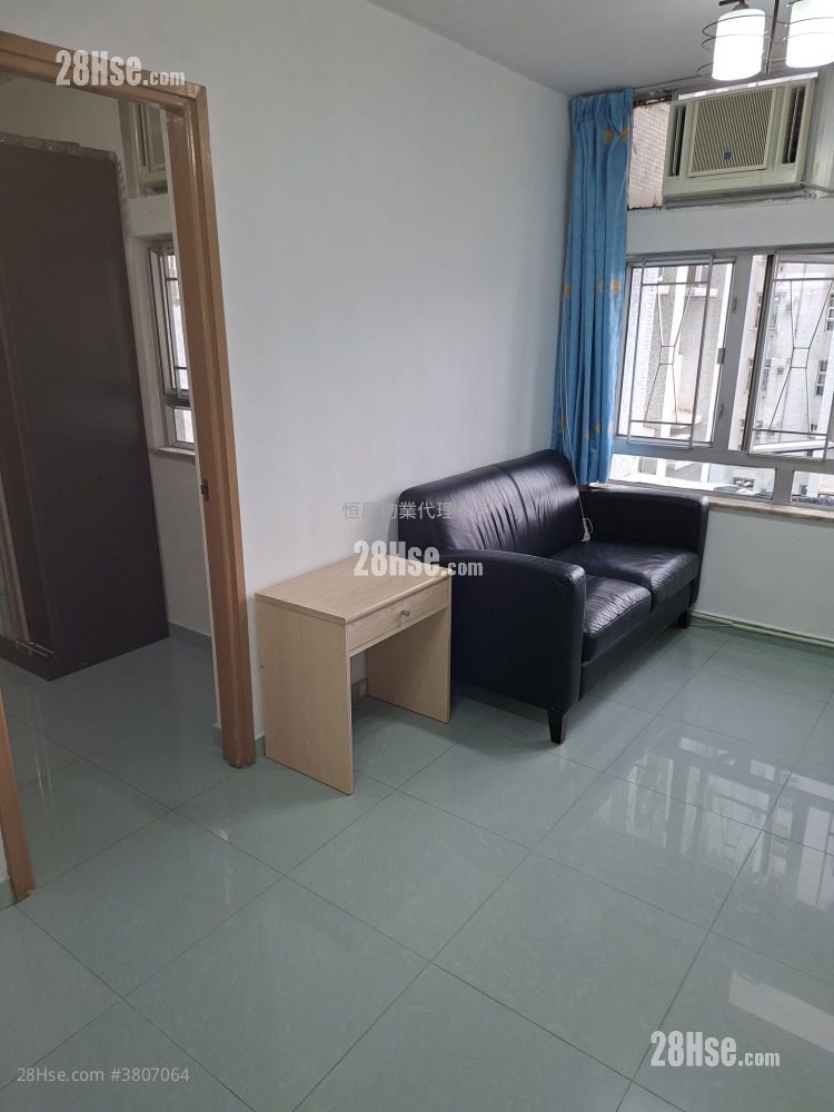 Tin Wang Court Rental 2 Bedrooms 401 ft²