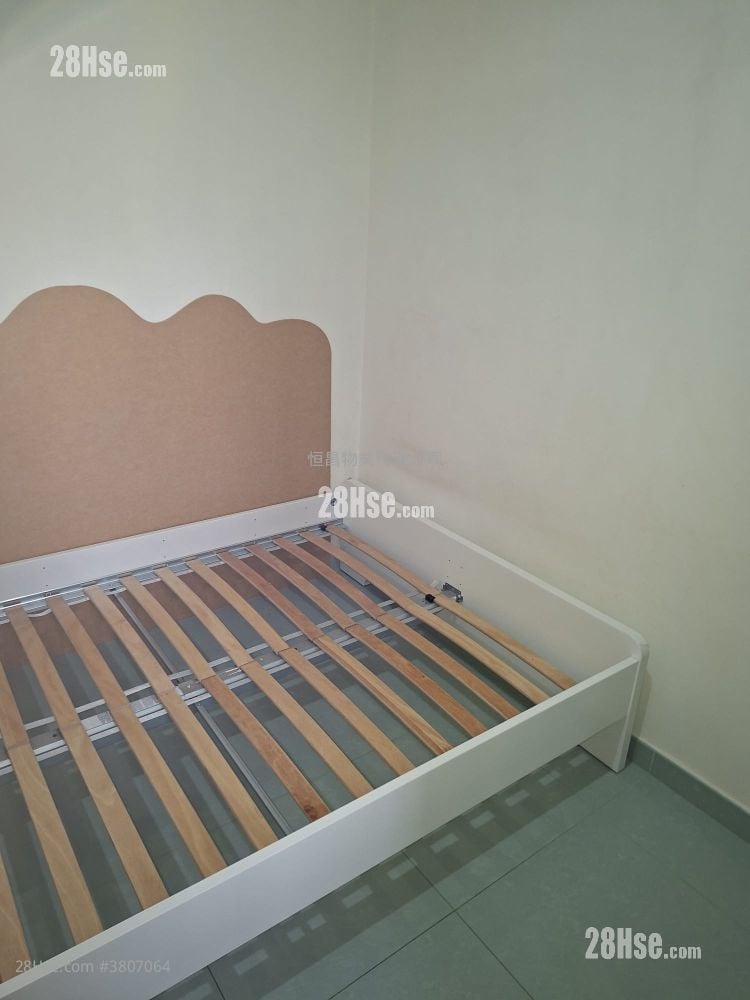 Tin Wang Court Rental 2 Bedrooms 401 ft²