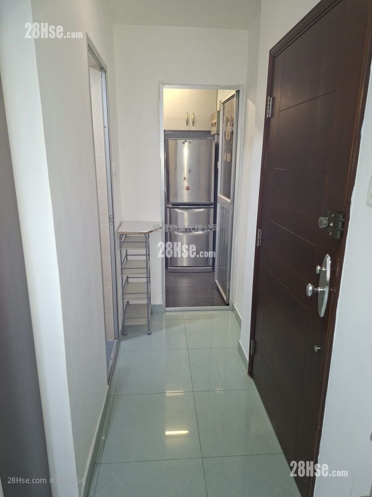 Tin Wang Court Rental 2 Bedrooms 401 ft²