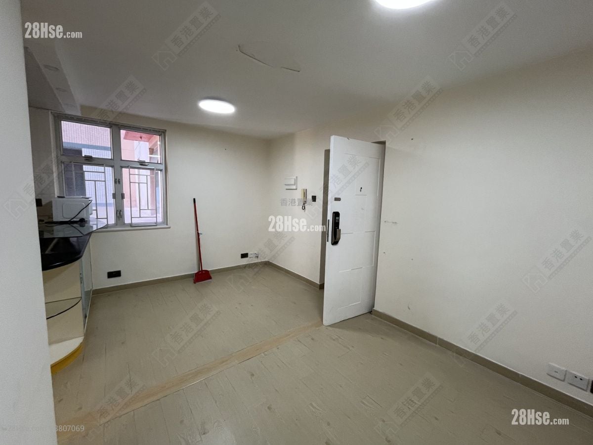 淘大花園 售盤 2 房 , 1 浴室 375 平方呎