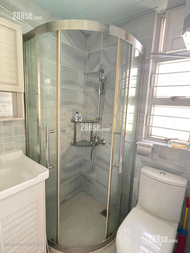 好时阁 租盘 1 房 , 1 浴室 240 平方尺