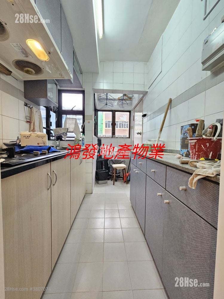 Hing Yip Building Rental 2 Bedrooms , 1 Bathroom 427 ft²