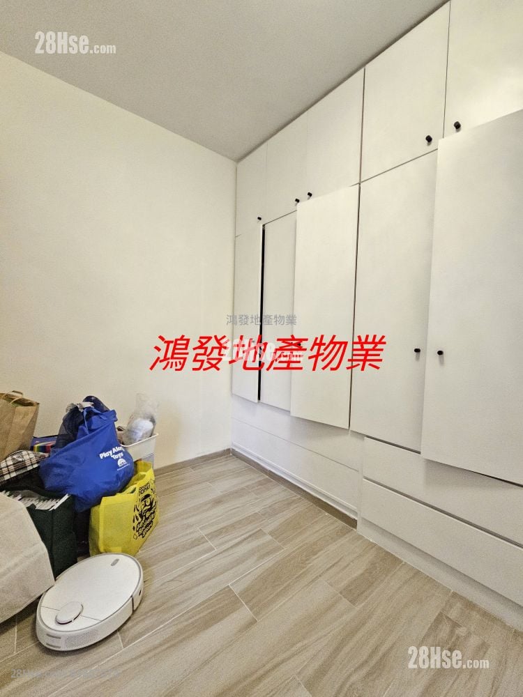 Hing Yip Building Rental 2 Bedrooms , 1 Bathroom 427 ft²