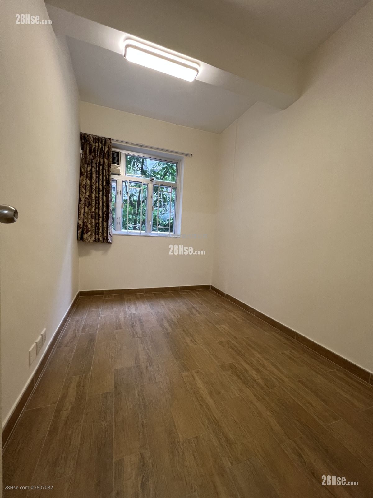 得富大楼 租盘 3 房 , 1 浴室 551 平方尺