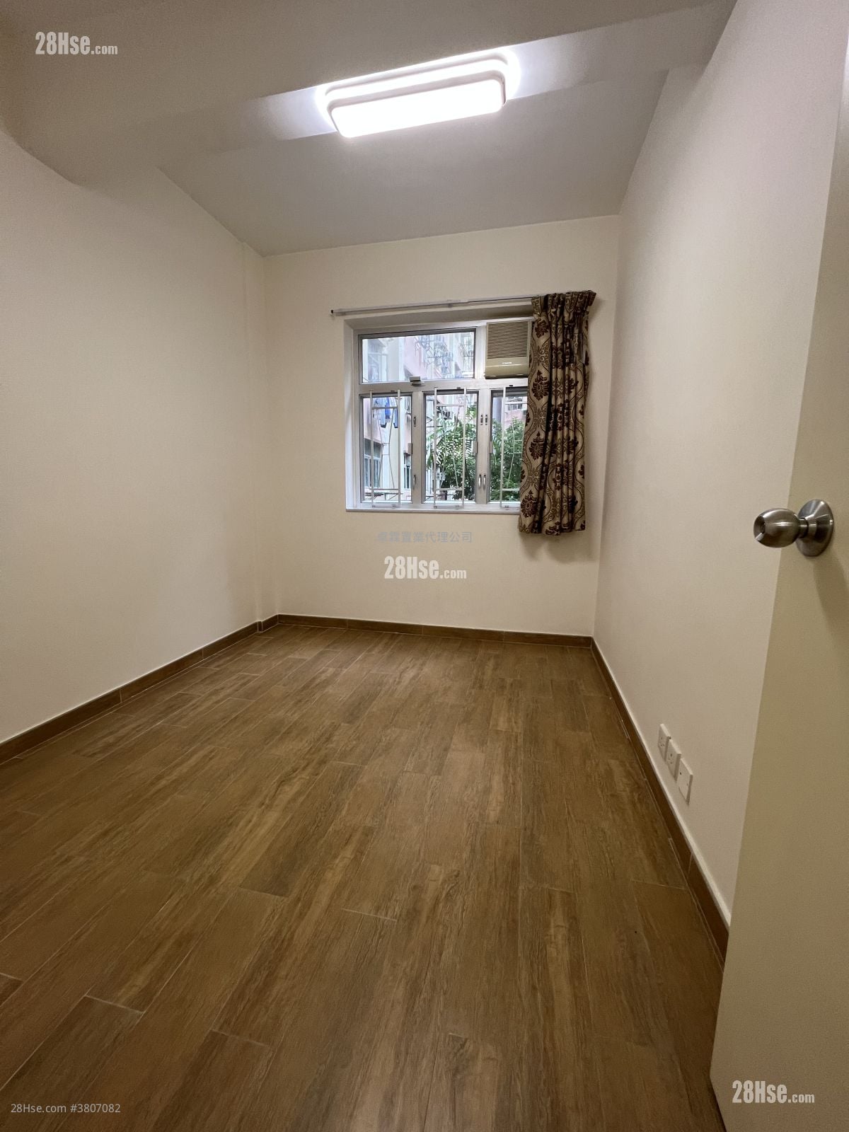 得富大楼 租盘 3 房 , 1 浴室 551 平方尺