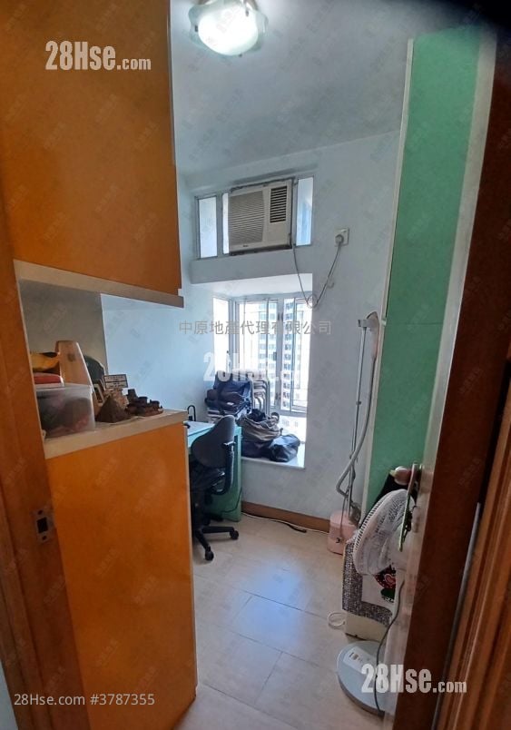 Greenfield Garden Sell 3 Bedrooms , 1 Bathroom 513 ft²