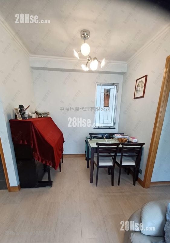 Greenfield Garden Sell 3 Bedrooms , 1 Bathroom 513 ft²