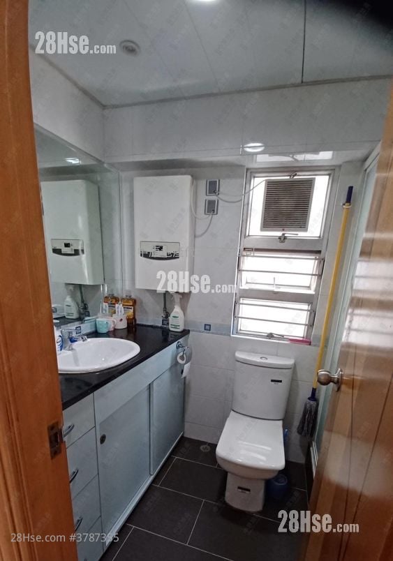 Greenfield Garden Sell 3 Bedrooms , 1 Bathroom 513 ft²