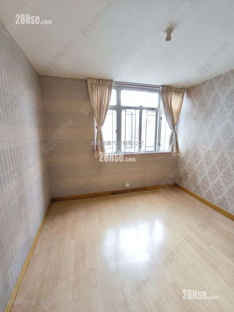 Telford Gardens Rental 2 Bedrooms , 1 Bathroom 556 ft²