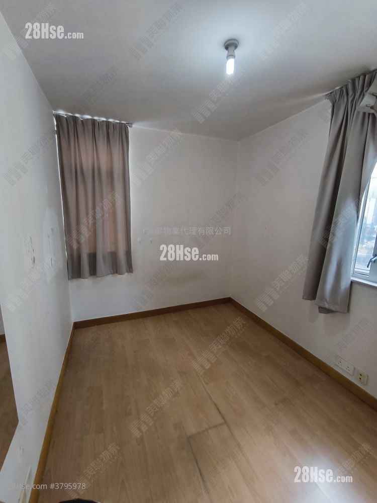 Telford Gardens Rental 2 Bedrooms , 1 Bathroom 556 ft²