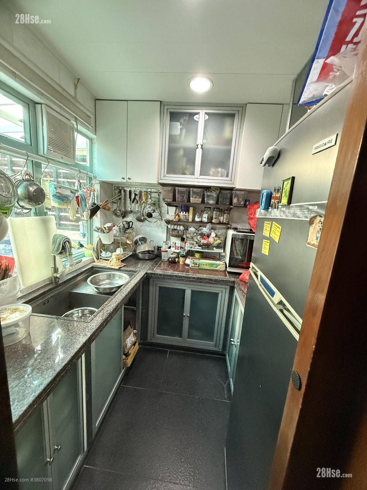 Fairview Park Sell 3 Bedrooms , 2 Bathrooms 848 ft²