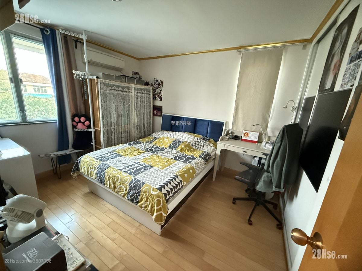 Fairview Park Sell 3 Bedrooms , 2 Bathrooms 848 ft²