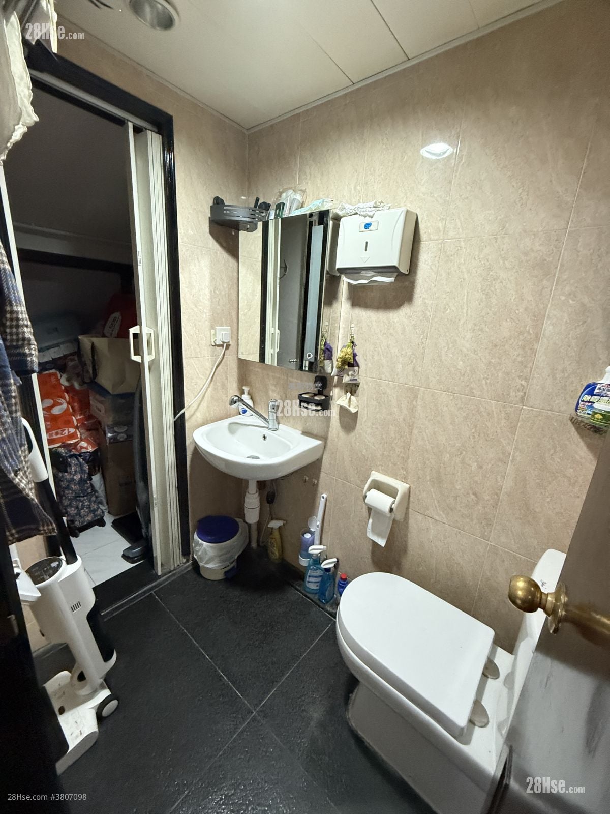 Fairview Park Sell 3 Bedrooms , 2 Bathrooms 848 ft²