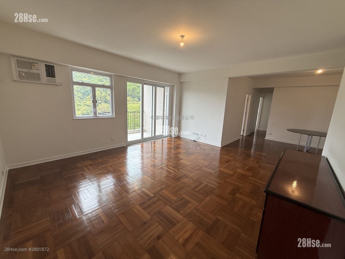 World-Wide Gardens Rental 3 Bedrooms , 2 Bathrooms 1,272 ft²