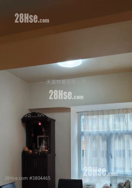 Po Yuen Mansion Sell 3 Bedrooms , 1 Bathroom 471 ft²