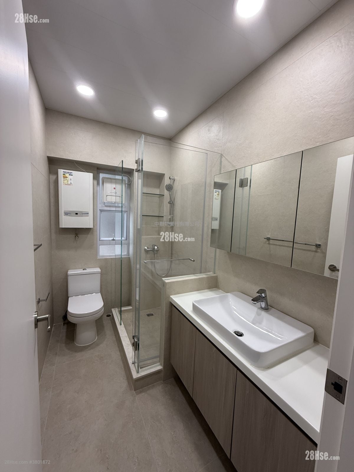 World-Wide Gardens Rental 3 Bedrooms , 2 Bathrooms 1,272 ft²