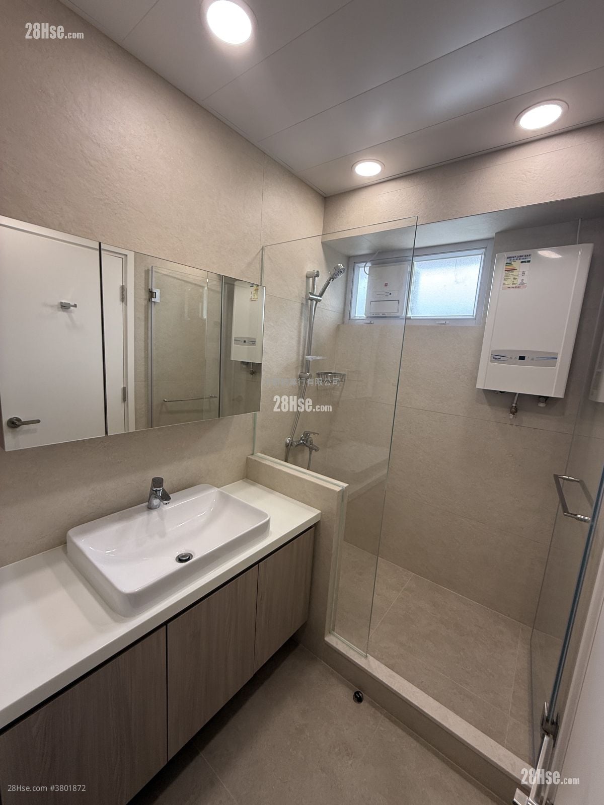 World-Wide Gardens Rental 3 Bedrooms , 2 Bathrooms 1,272 ft²