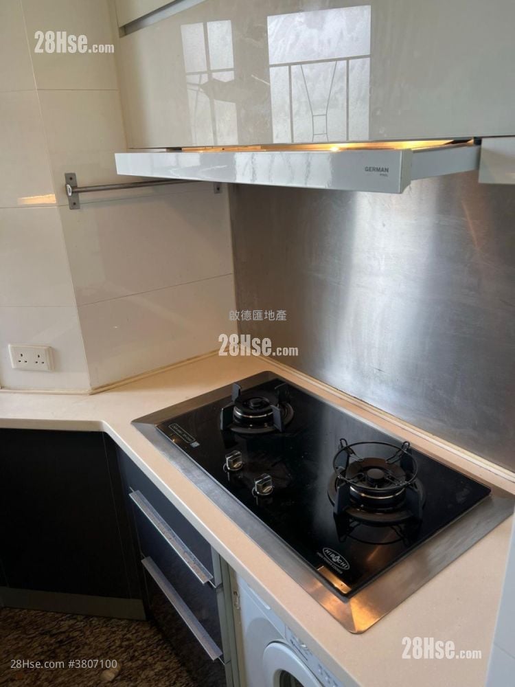 Festival City Sell 3 Bedrooms , 2 Bathrooms 741 ft²