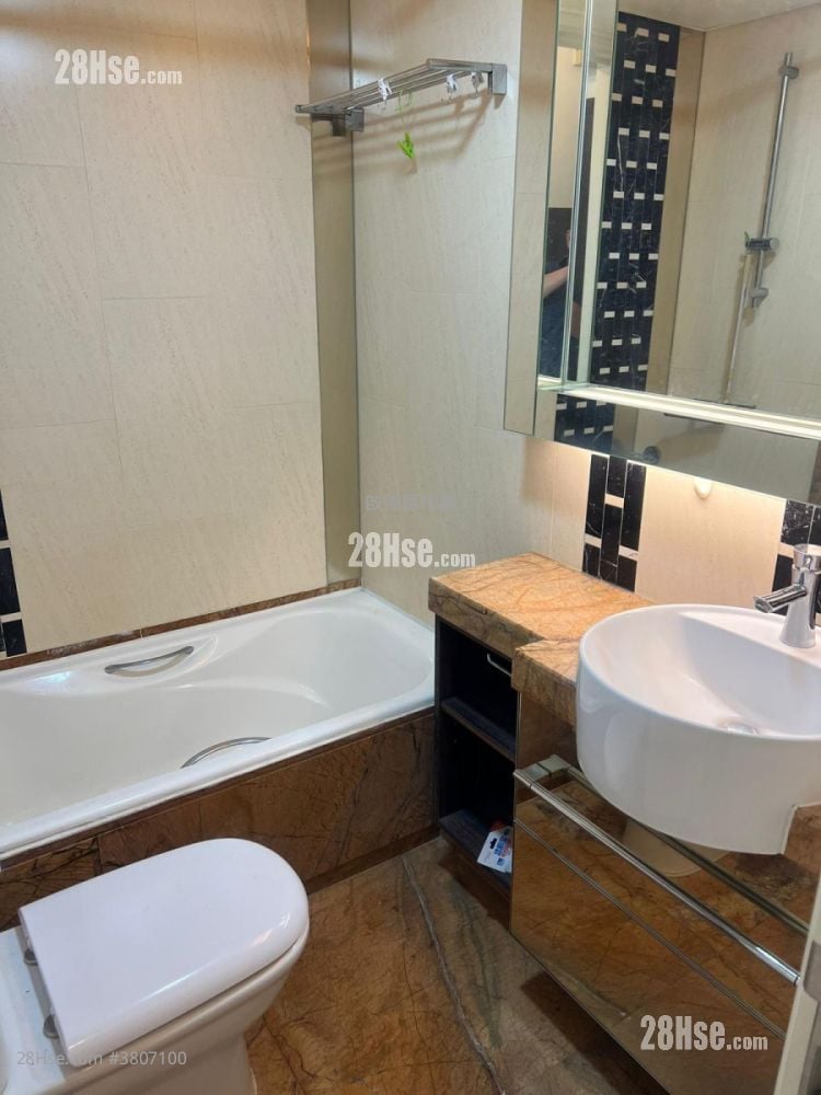 Festival City Sell 3 Bedrooms , 2 Bathrooms 741 ft²