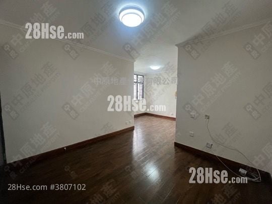 Luk Yeung Sun Chuen Sell 3 Bedrooms , 1 Bathroom 582 ft²