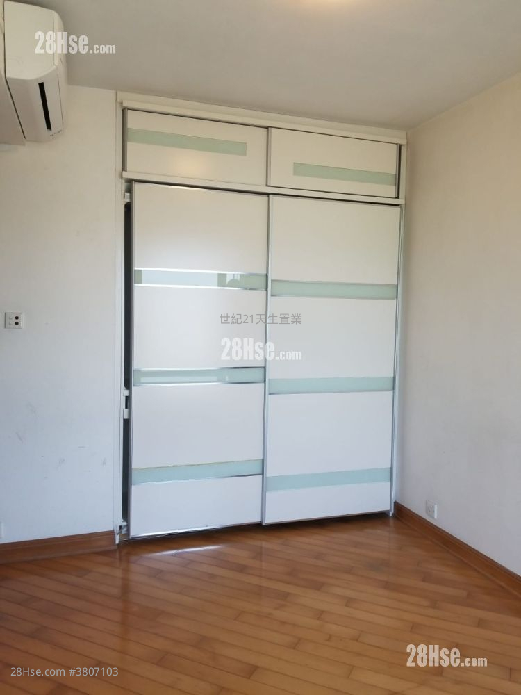 Aegean Coast Rental 4 Bedrooms , 2 Bathrooms 742 ft²