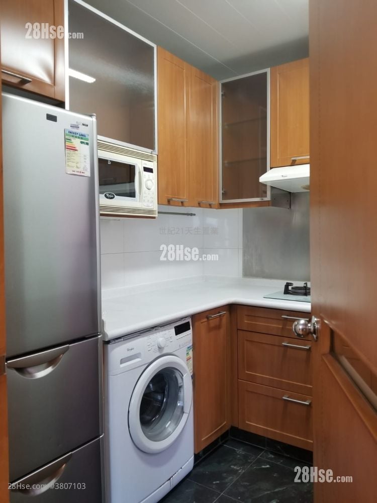 Aegean Coast Rental 4 Bedrooms , 2 Bathrooms 742 ft²